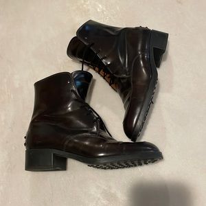TOD’S - Chocolate Brown Leather, Laced ankle boots 7 1/2